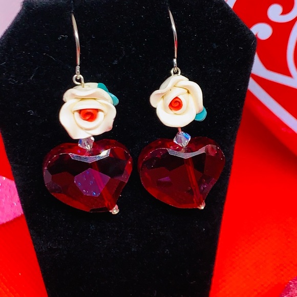 Earrings - Picture 2 of 5